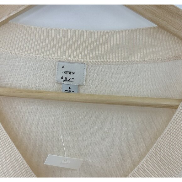 NWT‎ A New Day Ivory Bone Lightweight Knit V Neck Sweater Sz L Minimalist Simple - Picture 5 of 8